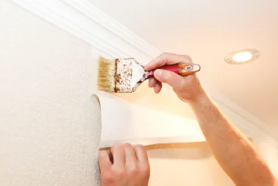Pose de papier peint à Pern — revêtements muraux et toiles de verre